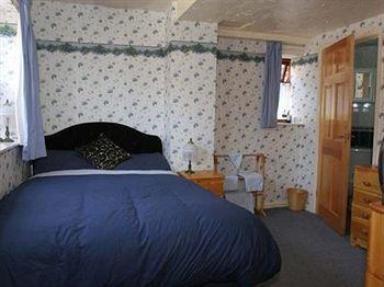 Wellcroft House Hotell Diggle Exteriör bild